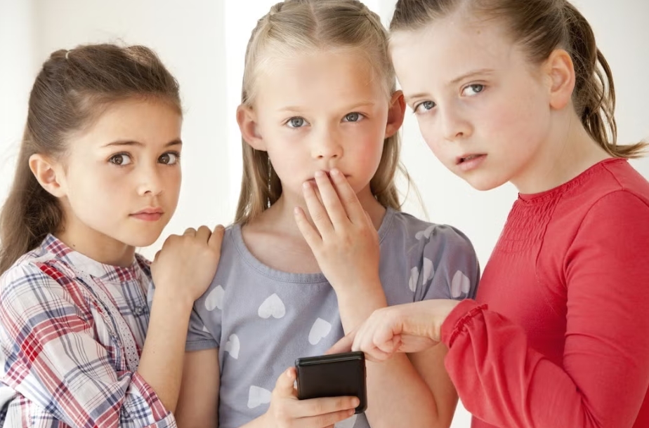 Ce este cyberbullyingul?