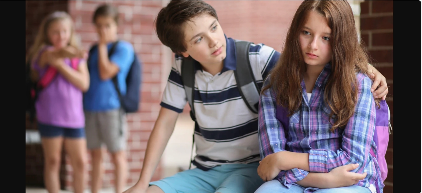 Ce-i cu site-ul ăsta? Ești copil sau adolescent? Aici e răspunsul pentru tine